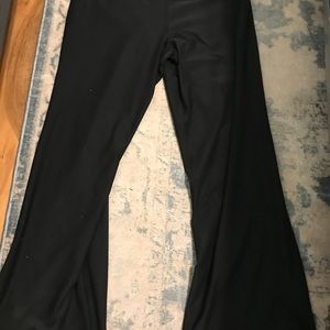 Nike Pants - Nike Yoga Pants Nike Pants - Nike Yoga Pants